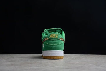 Nike Dunk Low SB “St Patrick’s Day”